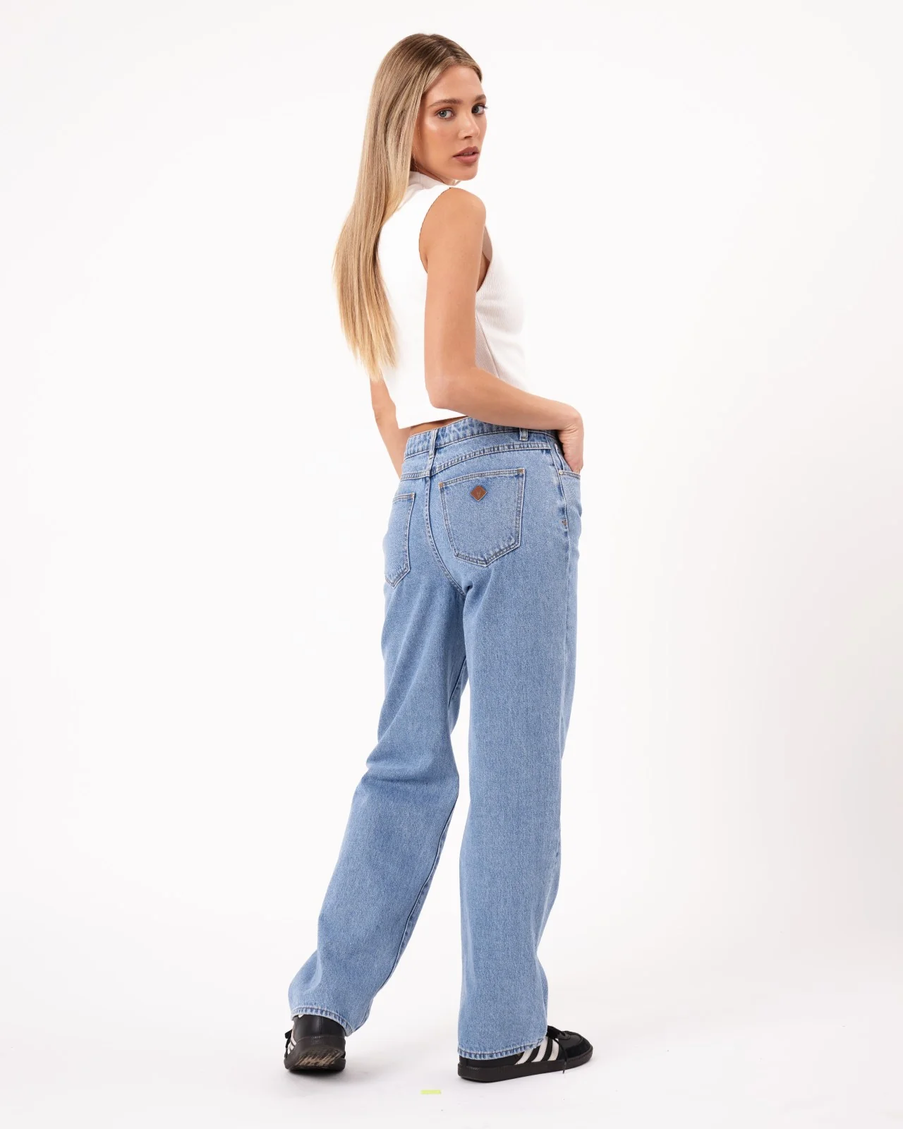 95 Mid Baggy Denim Jeans - Image 7