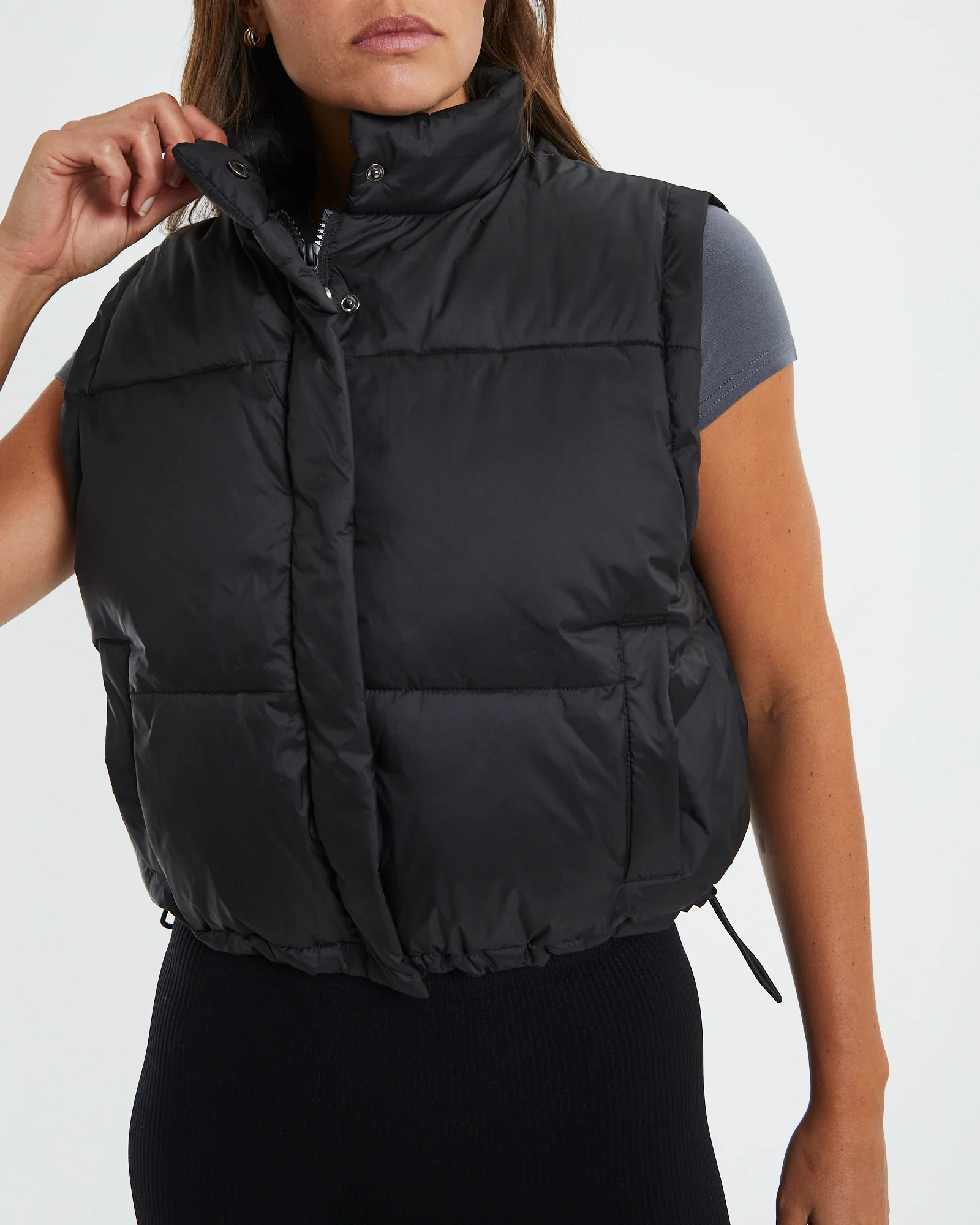 Casey Cropped Puffer Vest - Image 4