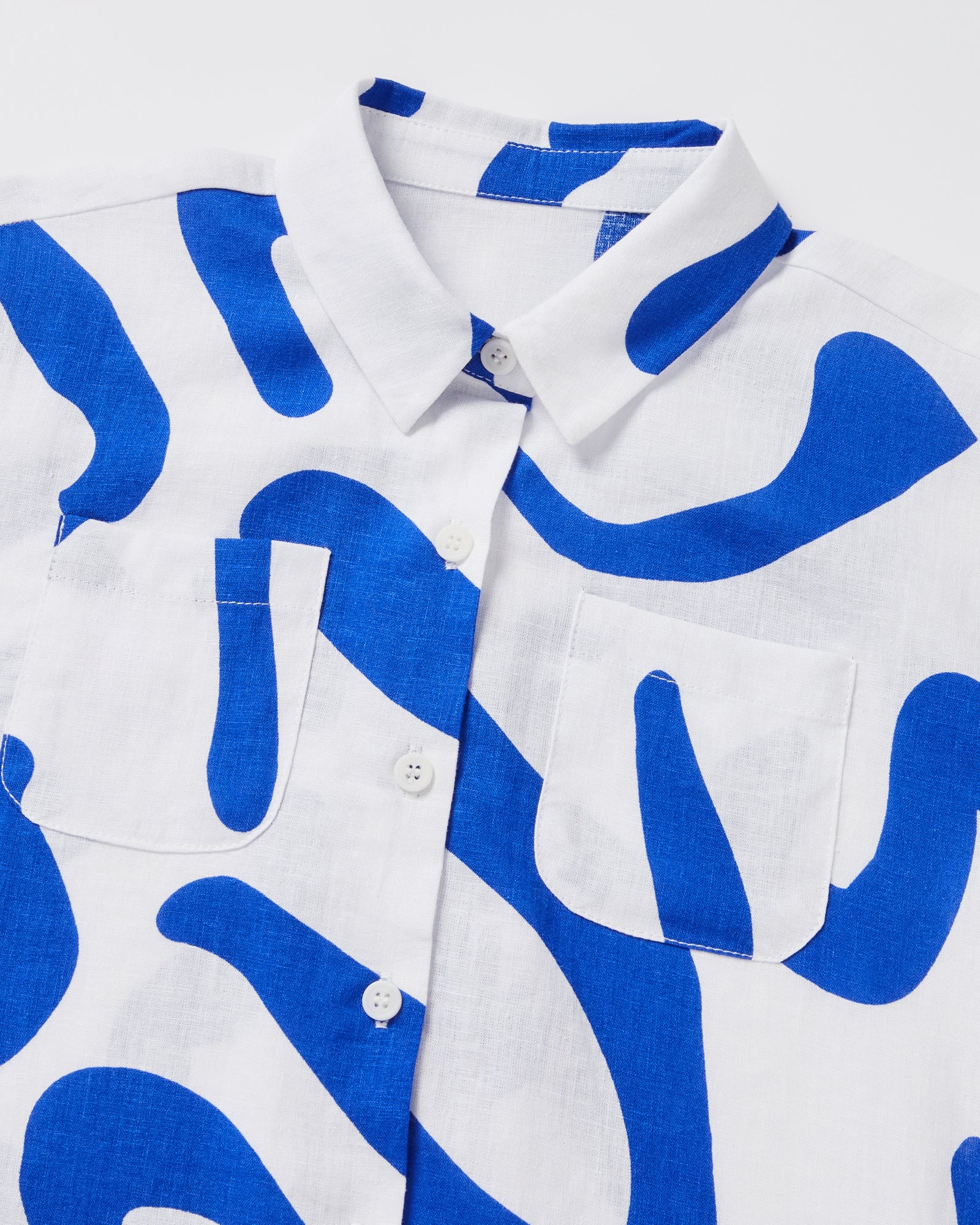 Girls Charlie Swirl Short Sleeve Shirt in Blue - Image 4