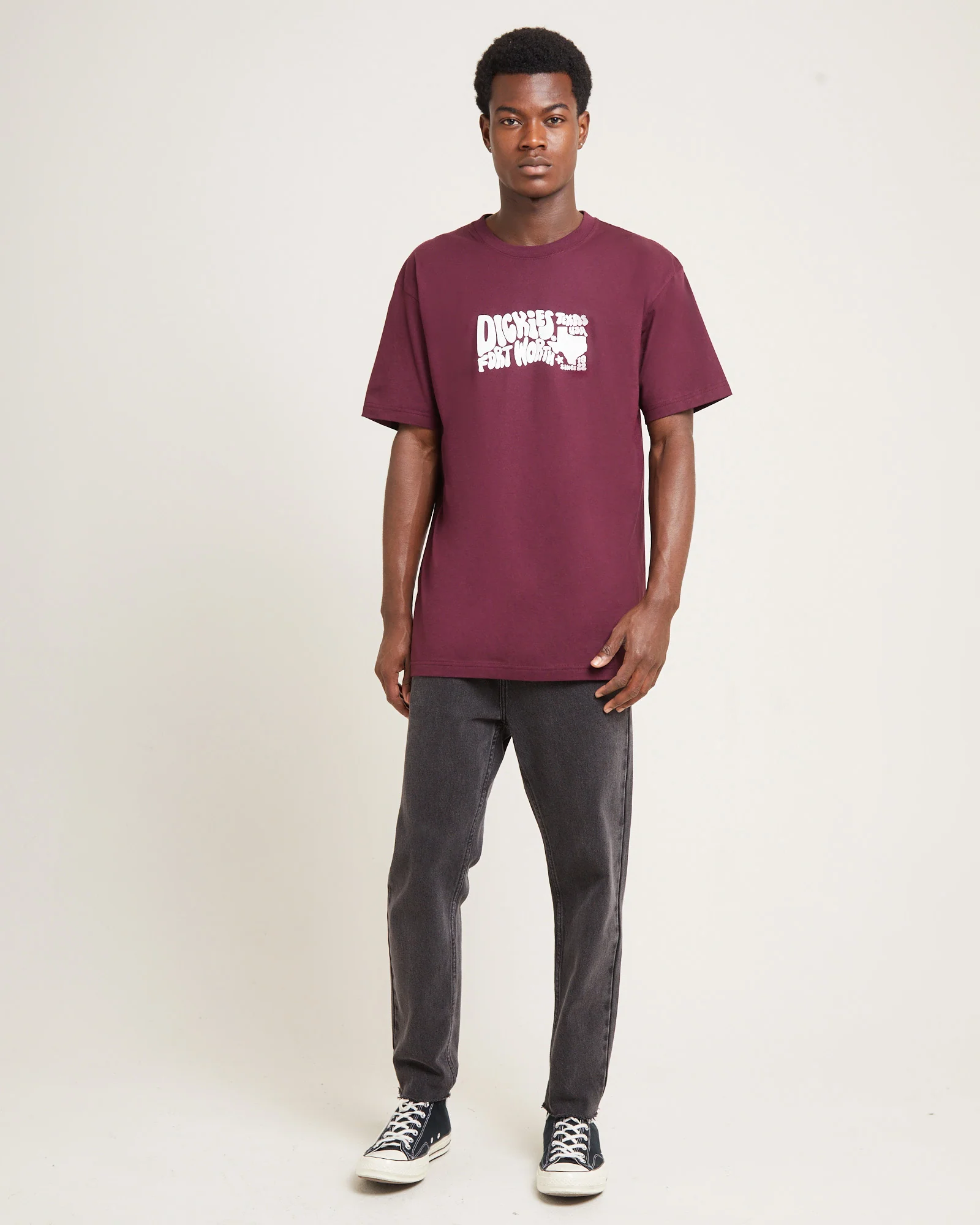 Poster 330 Short Sleeve T-Shirt Port Burgundy - Image 2