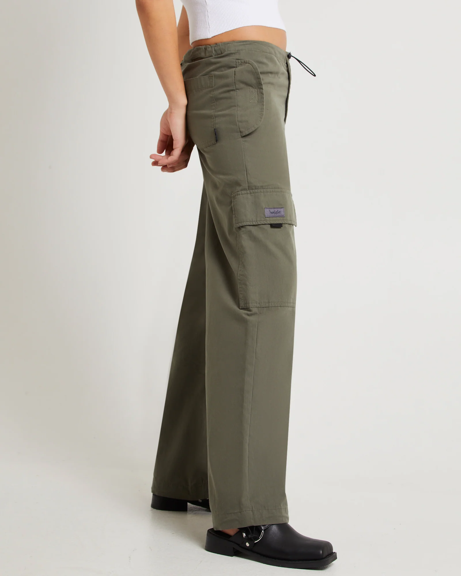 Rosebowl Vintage Para Pants - Image 5
