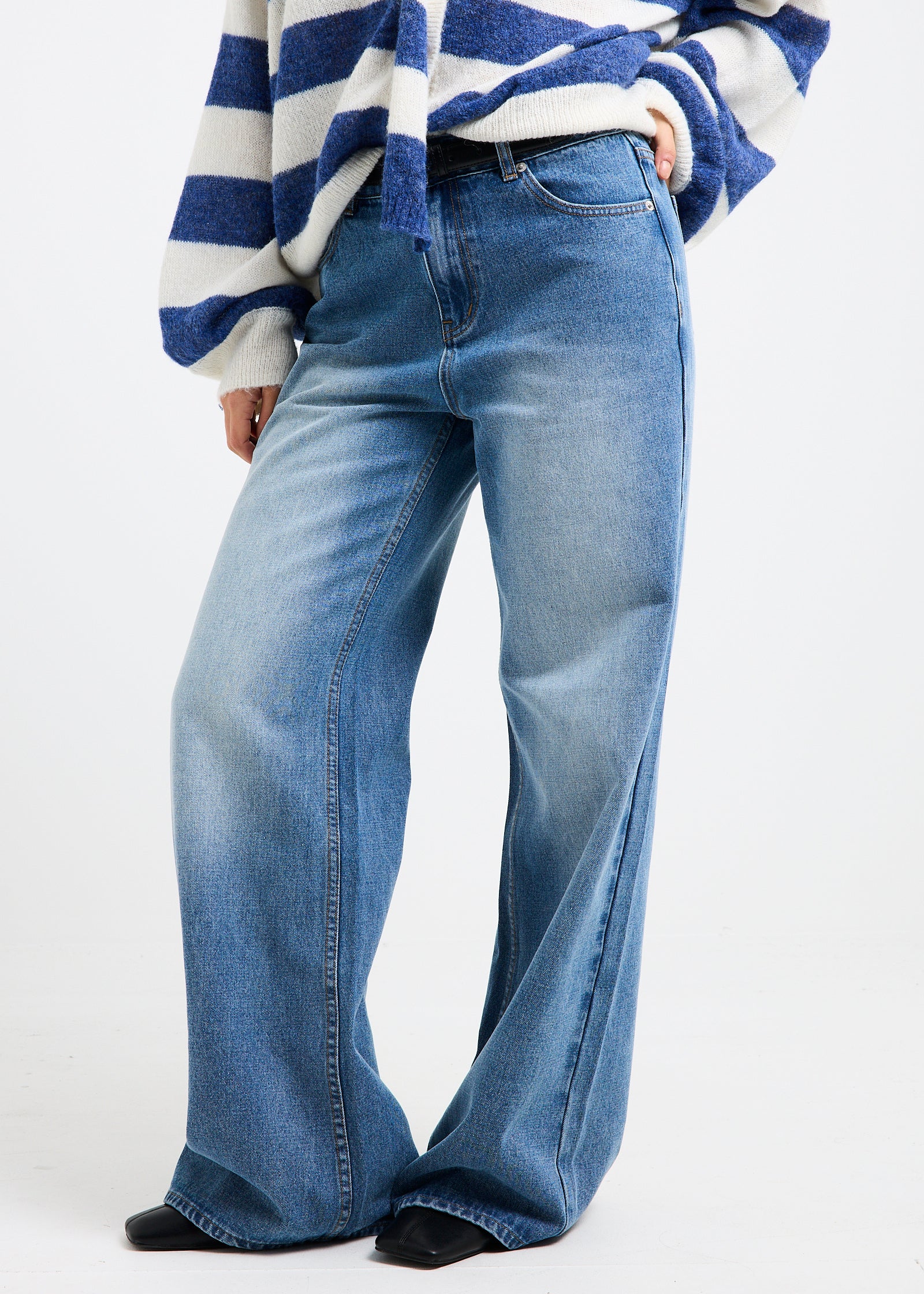 Wren Wide Denim Jeans - Image 4